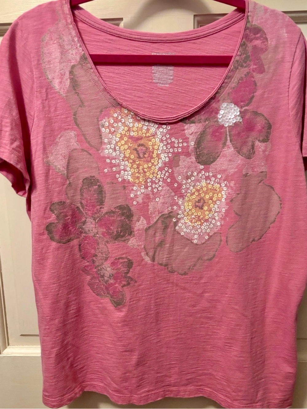 St. John's Bay Pink Floral Sequin Short Sleeve Tee